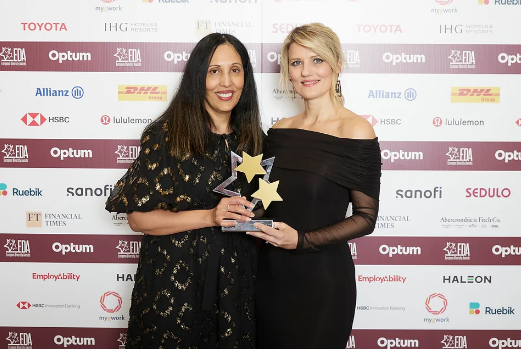 Nermina Weber and Sophia Andeh accept European Diversity Award